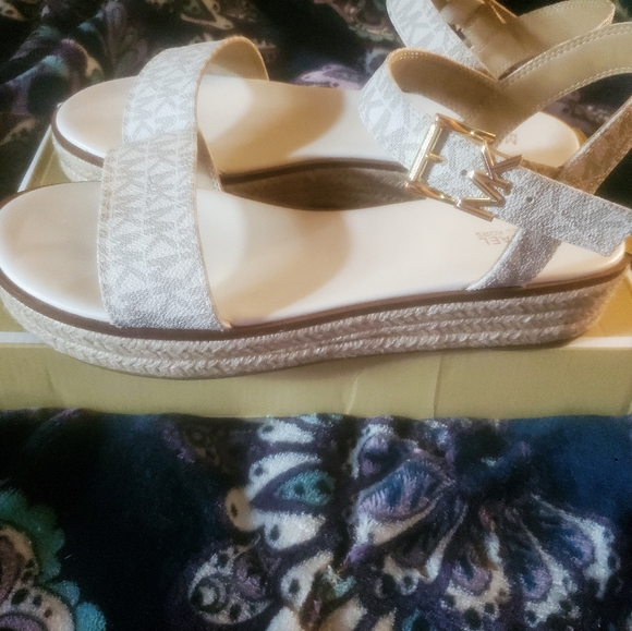 Michael Kors Richie Logo Platform Espadrille Sandal - Picture 2 of 7
